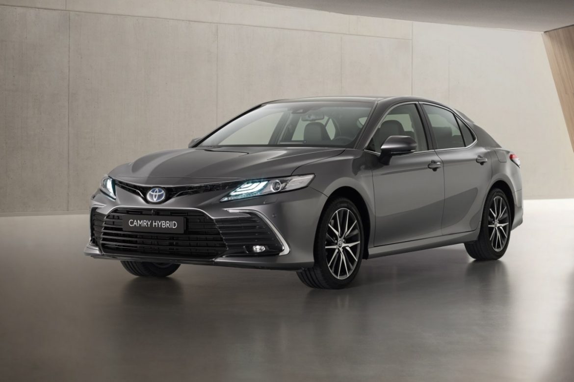 toyota camry 2.5 hybrid характеристики
