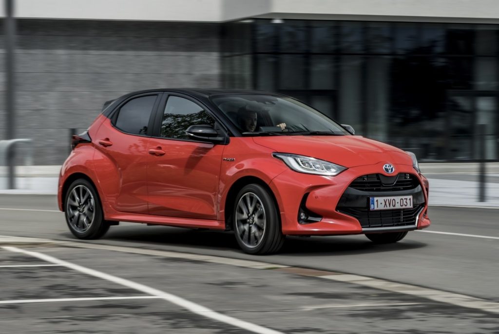 toyota yaris характеристики