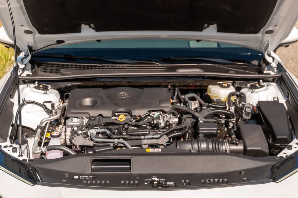 toyota camry гібрид проблеми