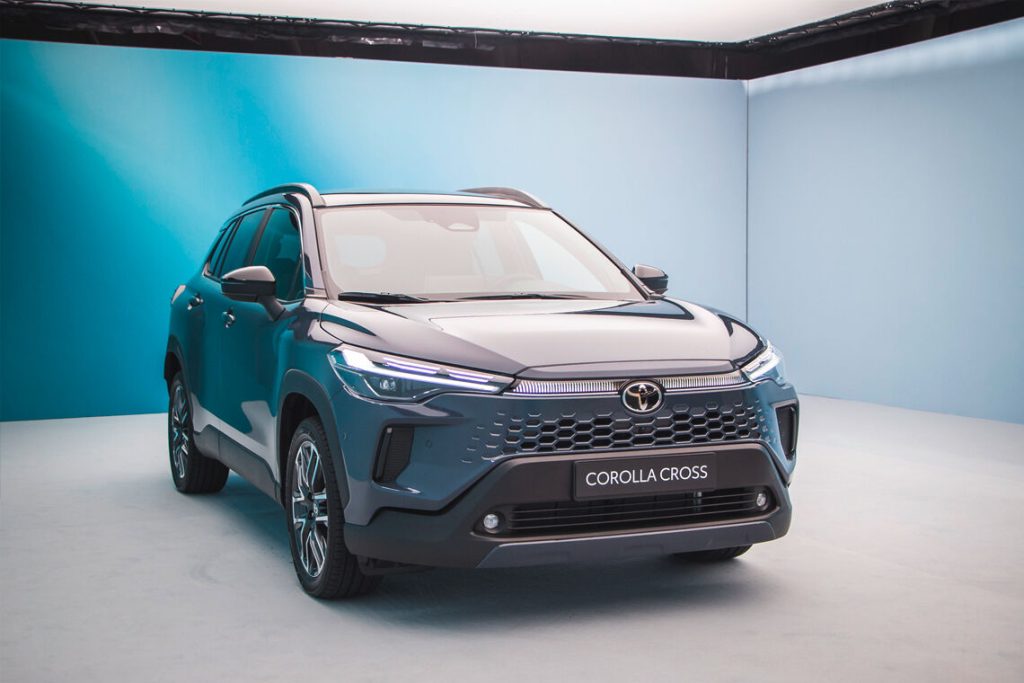 toyota corolla cross hybrid характеристики