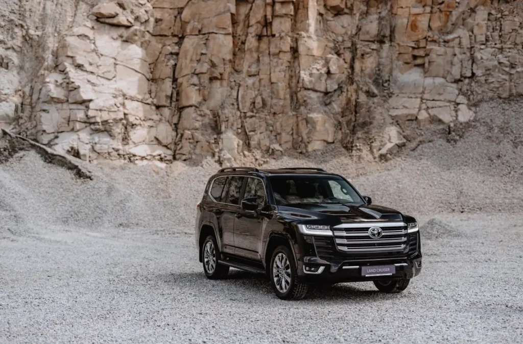 toyota land cruiser 300
