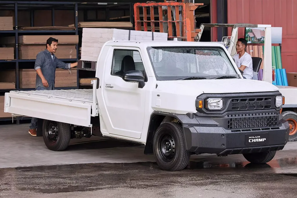 toyota hilux champ